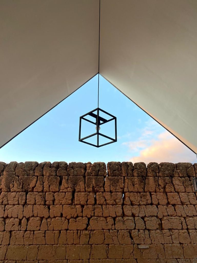 Soa Nest — cour